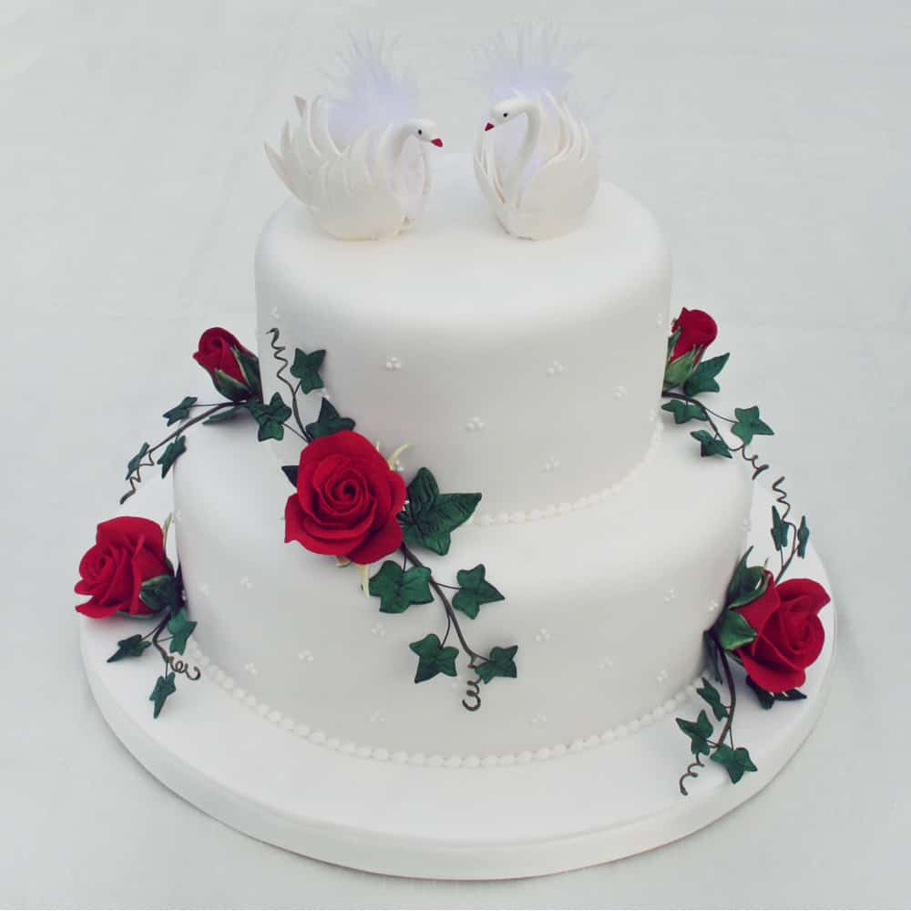 свадебный торт два лебедя